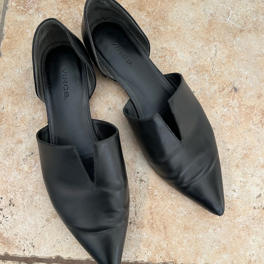 Vince Women's Black Pointed Flats size 37.5